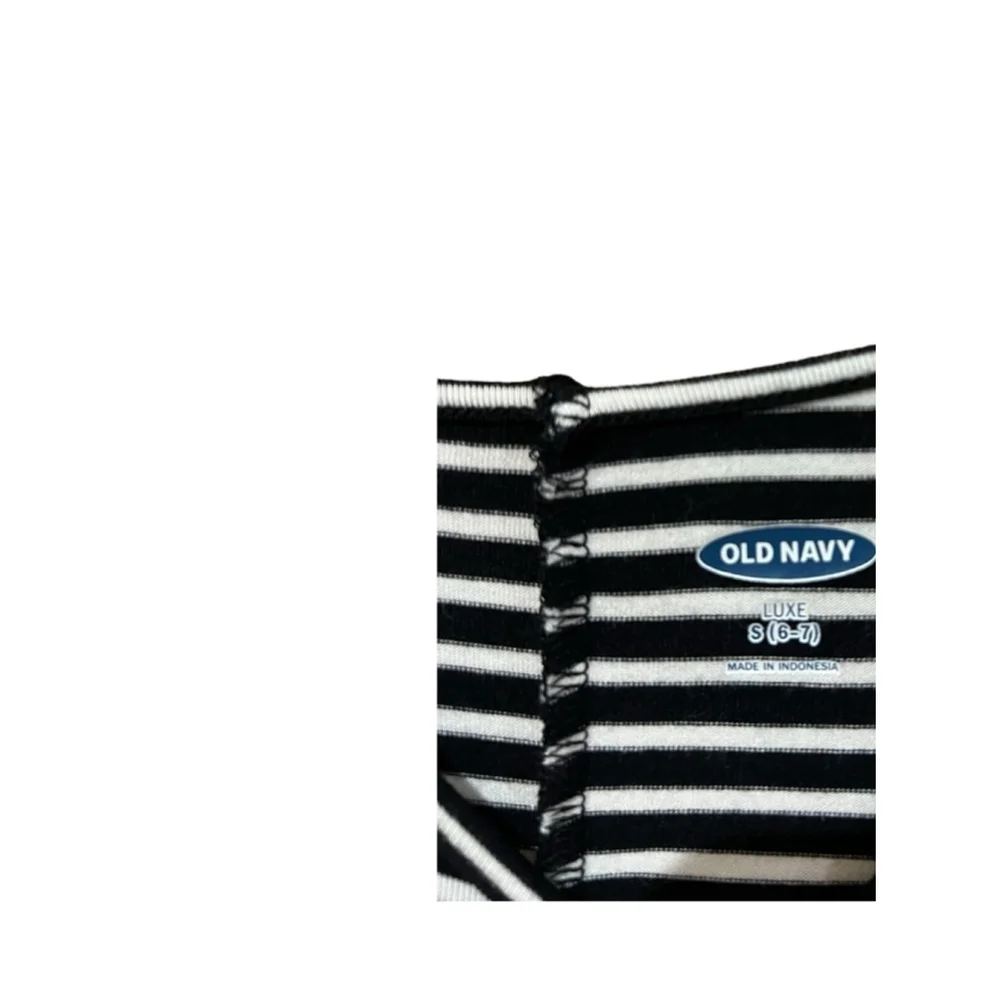 Old Navy Girls Striped Shirt Black and White Size Small